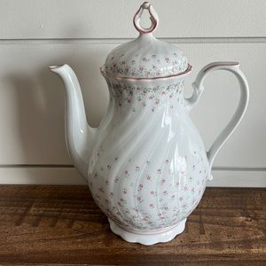 Seltmann Welden Regina Teapot